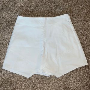 White envelope skort